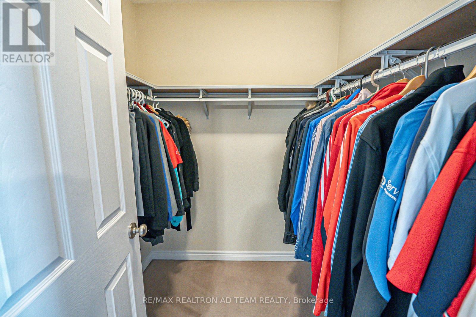 Photo 17 of 22 Bignell Crescent, Ajax ON