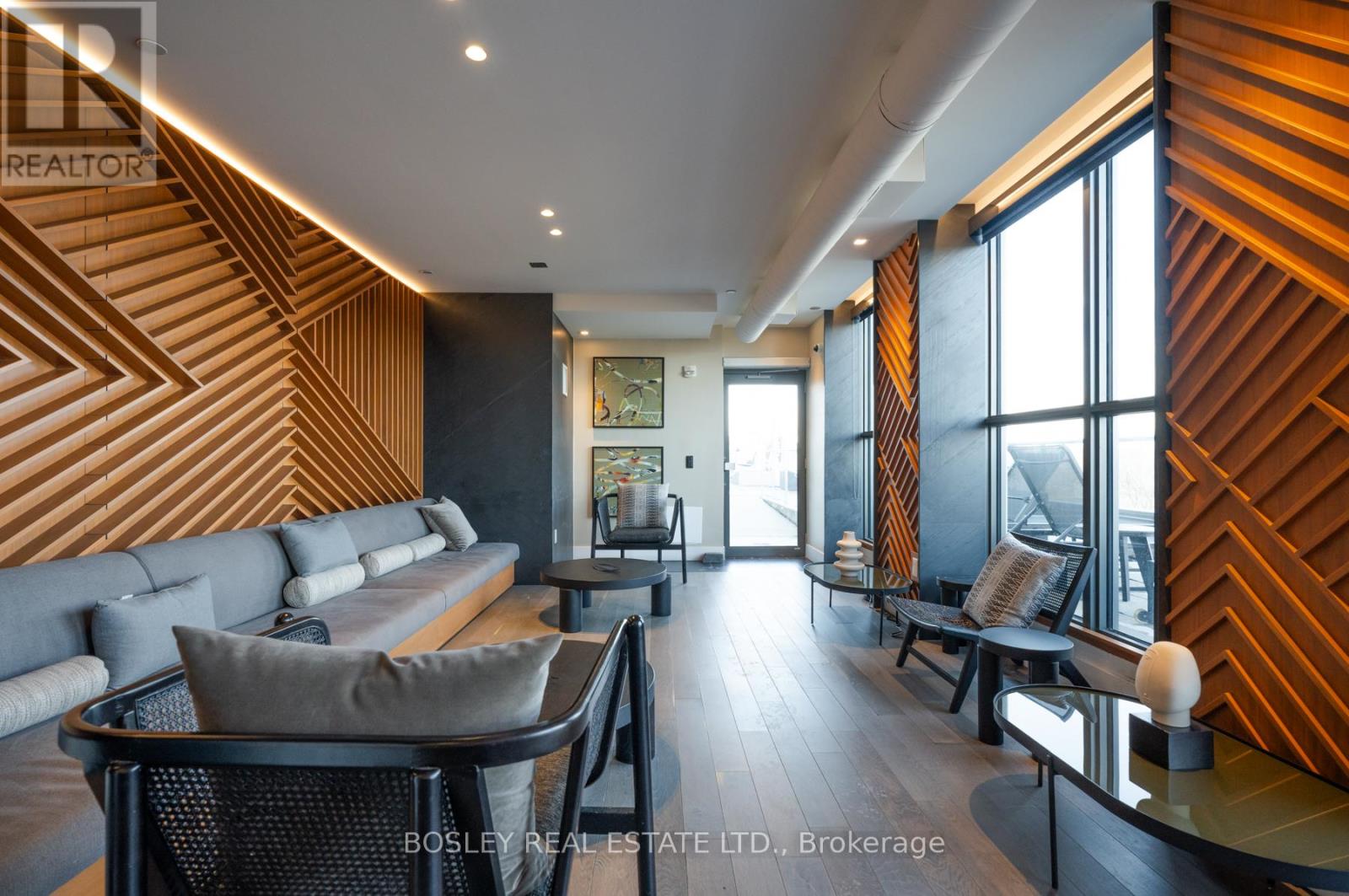 Photo 14 of 508 1331 Queen Street E, Toronto ON