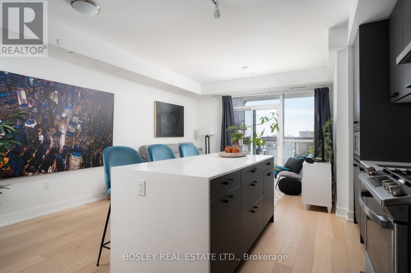 Photo 11 of 508 1331 Queen Street E, Toronto ON