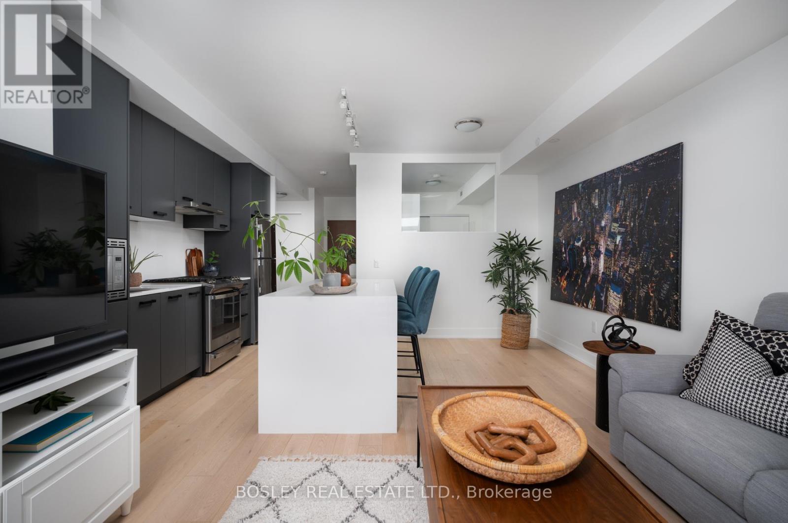 Photo 13 of 508 1331 Queen Street E, Toronto ON