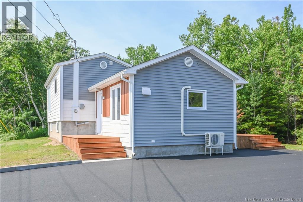 Photo 3 of 171 12 E Rue Street, Shippagan NB