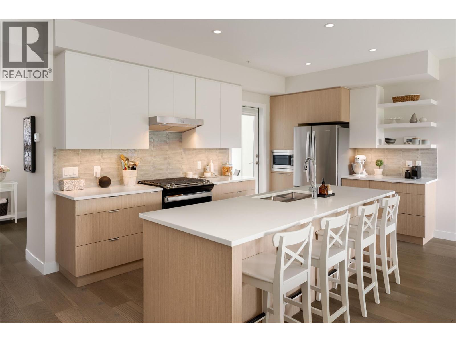 #17 3719 WOODSDALE ROAD - 1