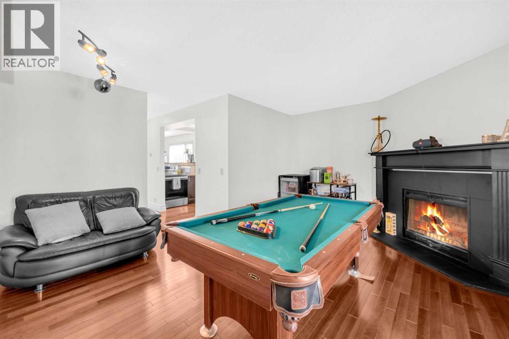 Single Family House for Sale in   Avenue NE Tuxedo Park Calgary 