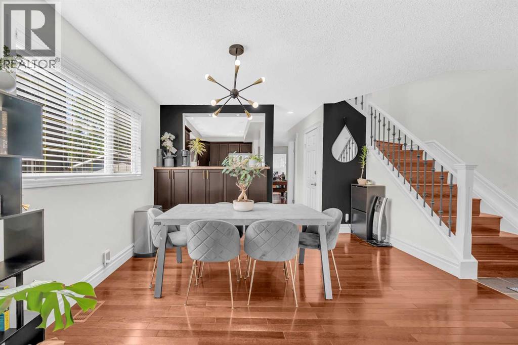 Single Family House for Sale in   Avenue NE Tuxedo Park Calgary 
