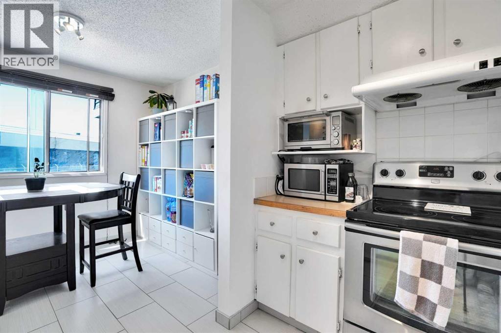 Single Family House 4 Level for Sale in    Street NE Marlborough Calgary 