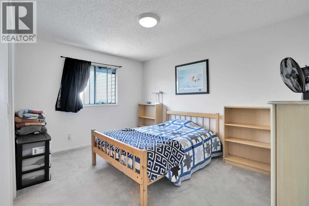 Single Family House 4 Level for Sale in    Street NE Marlborough Calgary 