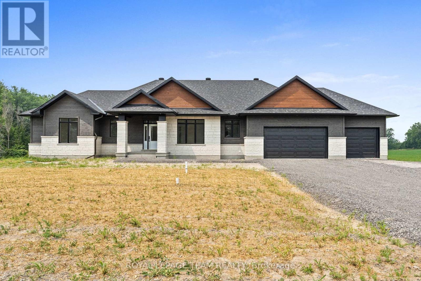 Photo 25 of 1184 Jamieson Lane, Renfrew ON