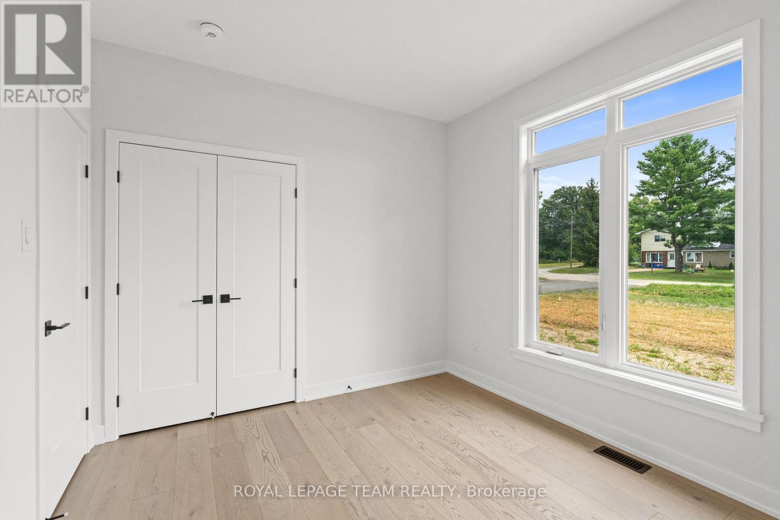 Photo 11 of 1184 Jamieson Lane, Renfrew ON