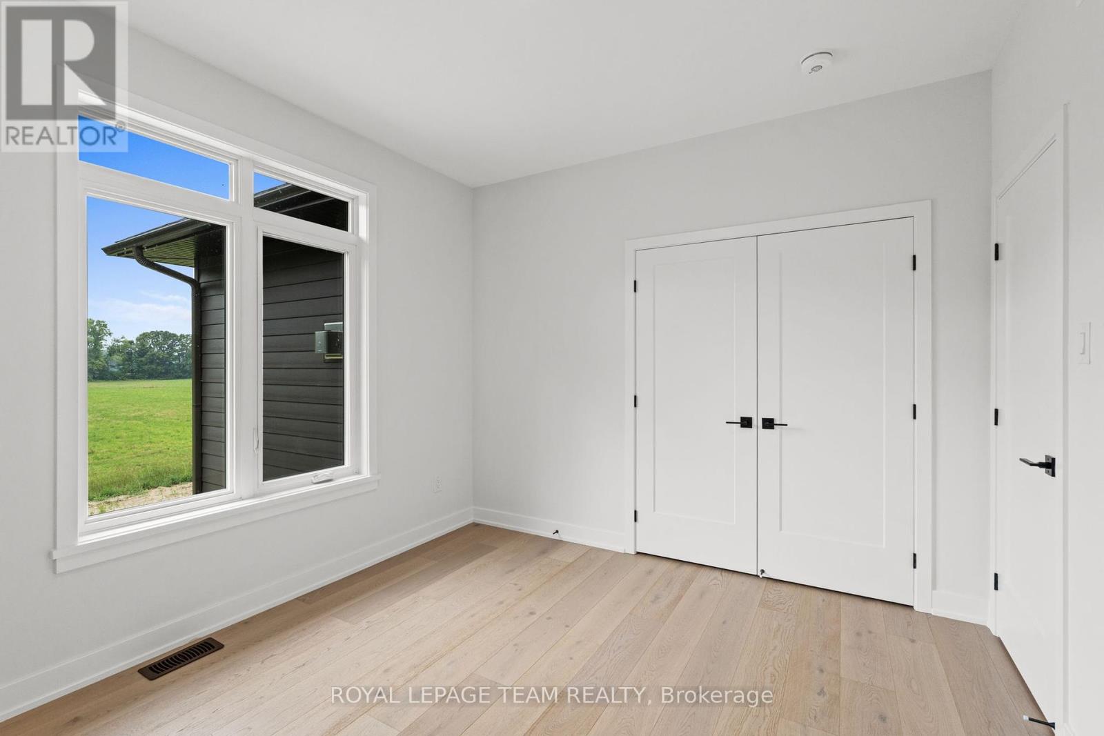 Photo 13 of 1184 Jamieson Lane, Renfrew ON