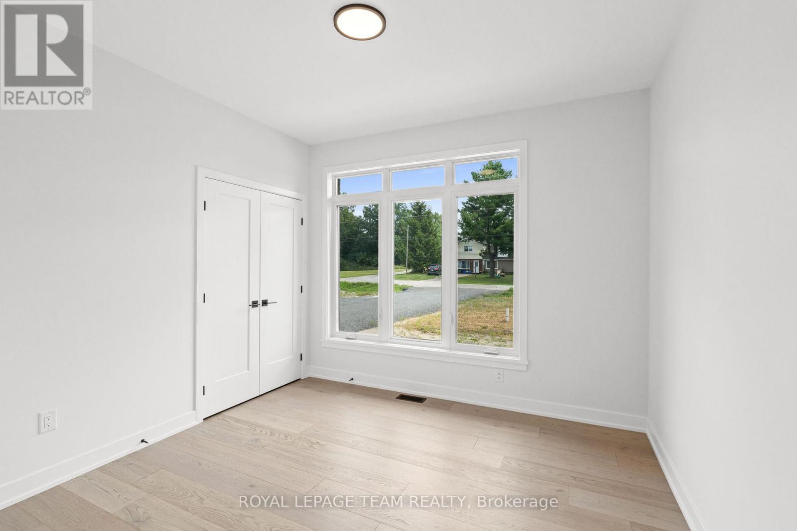 Photo 12 of 1184 Jamieson Lane, Renfrew ON