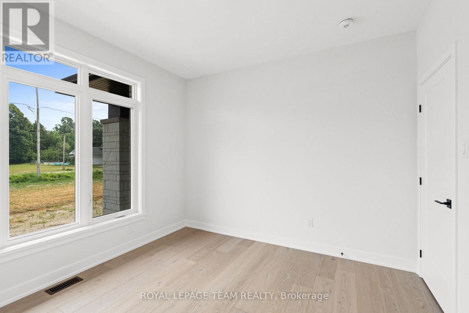 Photo 44 of 1184 Jamieson Lane, Renfrew ON