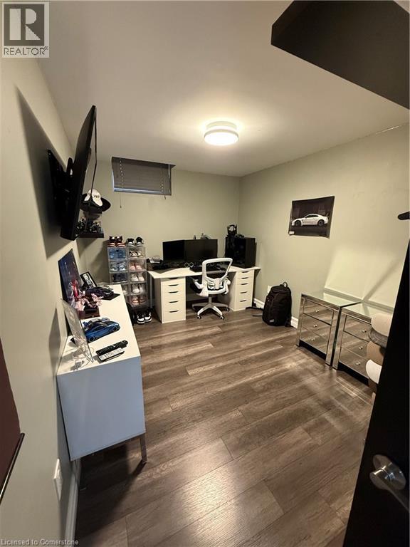 Photo 29 of 11 Donatello Court, Hamilton ON
