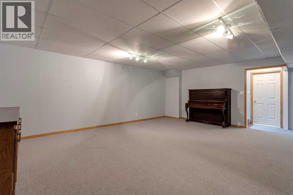 Single Family House Bungalow for Sale in  Covington Close NE Coventry Hills Calgary 
