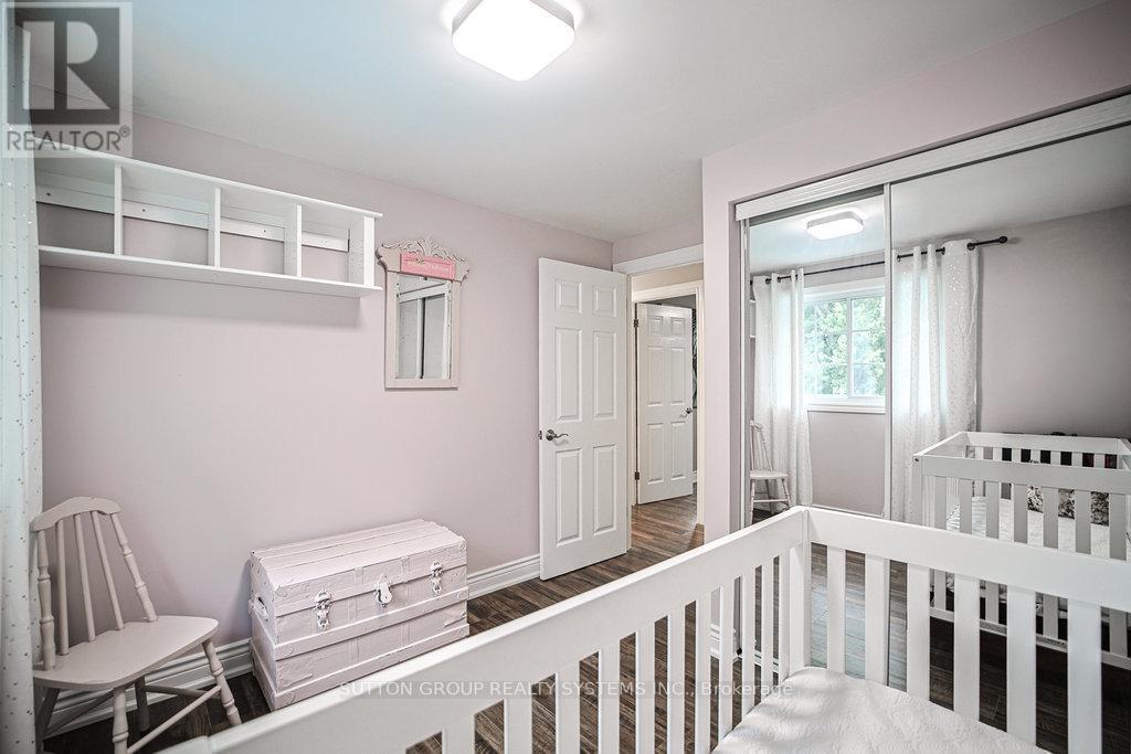 Photo 21 of 160 Allan Drive, Caledon ON