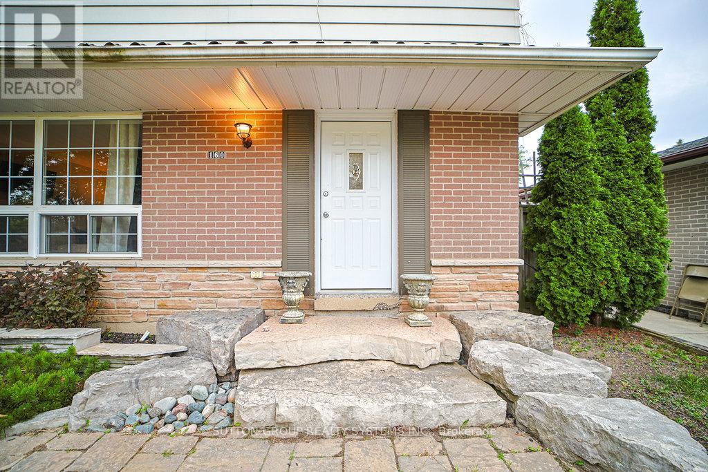 Photo 3 of 160 Allan Drive, Caledon ON