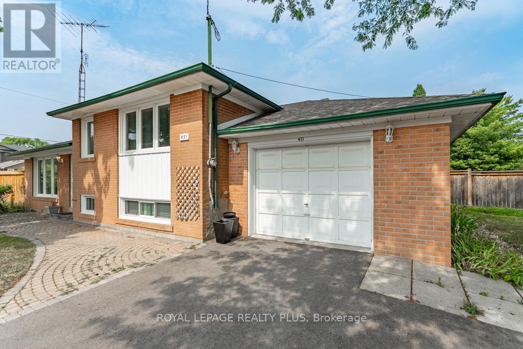 Photo 2 of 431 Sherin Drive, Oakville ON