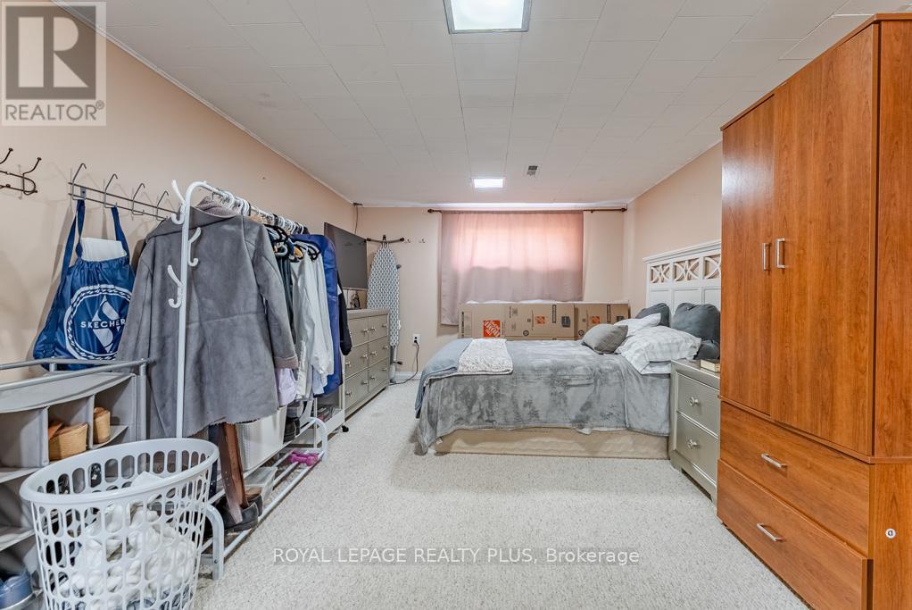 Photo 24 of 431 Sherin Drive, Oakville ON