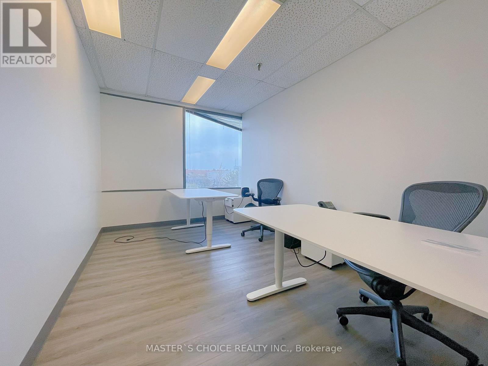 Photo 4 of 205 A 160 Traders Boulevard E, Mississauga ON
