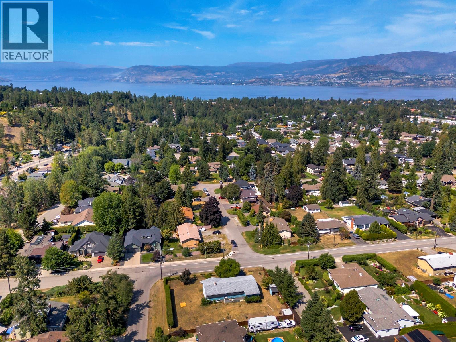 Photo 26 of 4693 Raymer Road, Kelowna BC