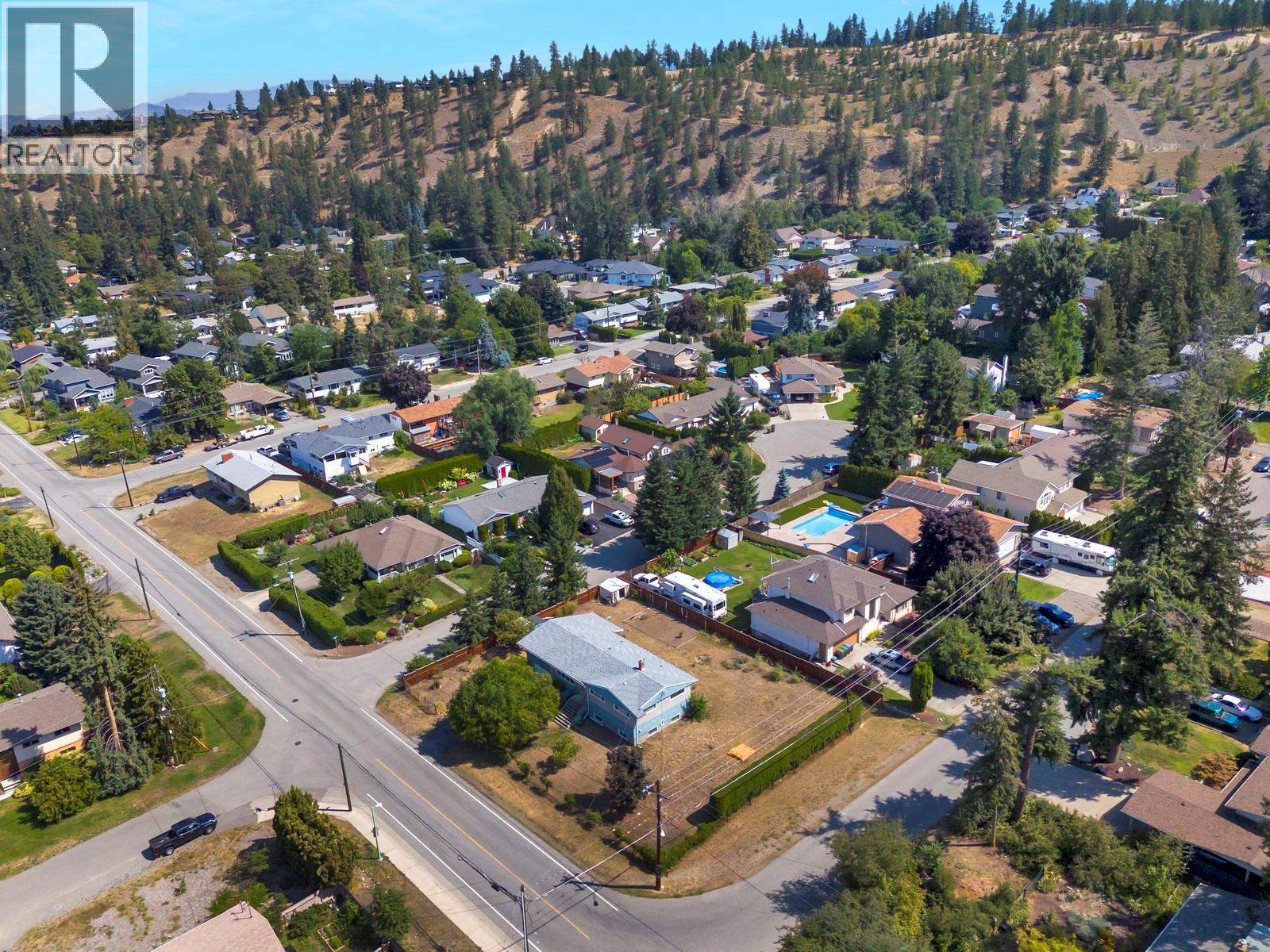 Photo 25 of 4693 Raymer Road, Kelowna BC
