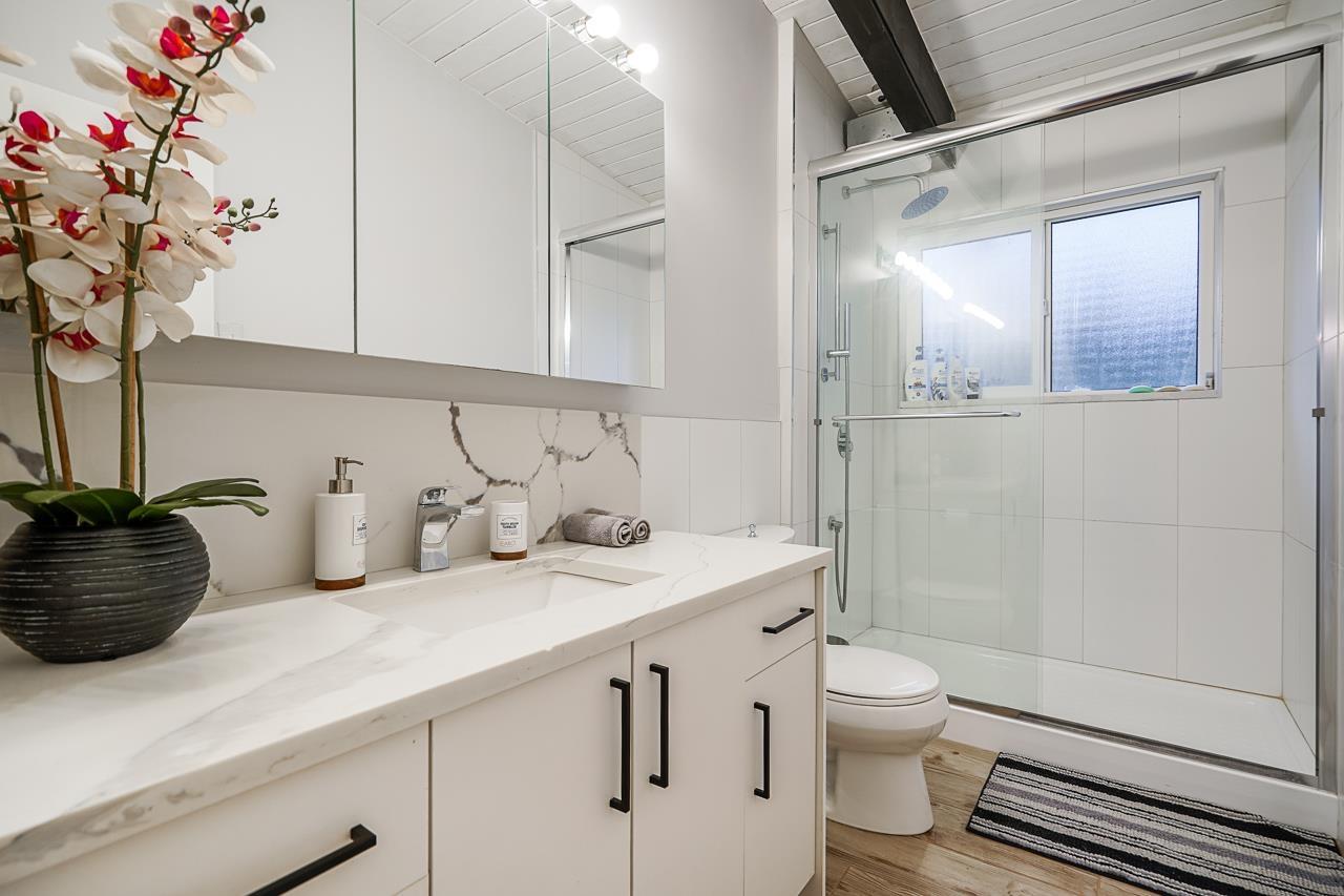 14352 110 AVENUE AVENUE, Surrey