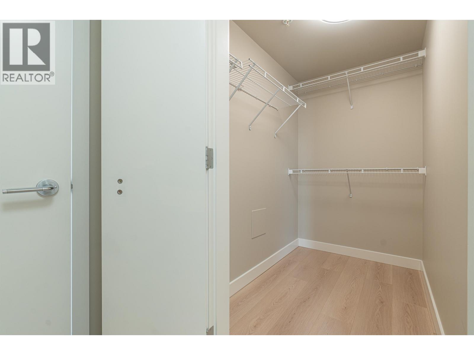 Photo 21 of 902 6180 Cooney Road, Richmond BC