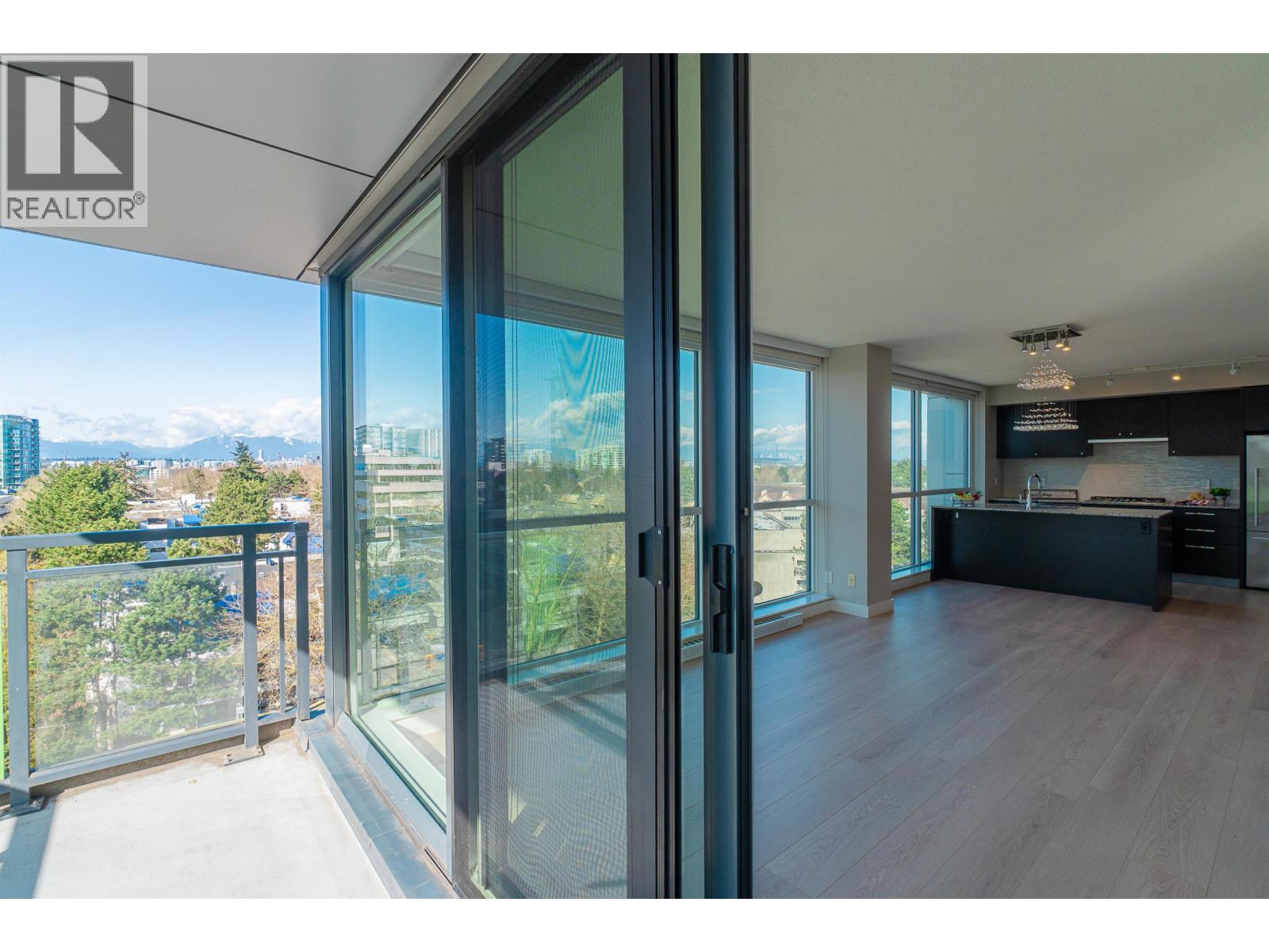 Photo 23 of 902 6180 Cooney Road, Richmond BC