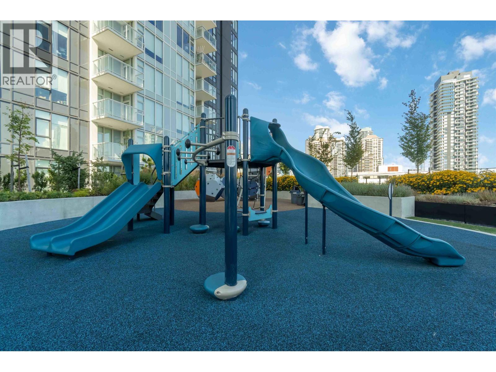 Photo 28 of 2607 4168 Lougheed Highway, Burnaby BC