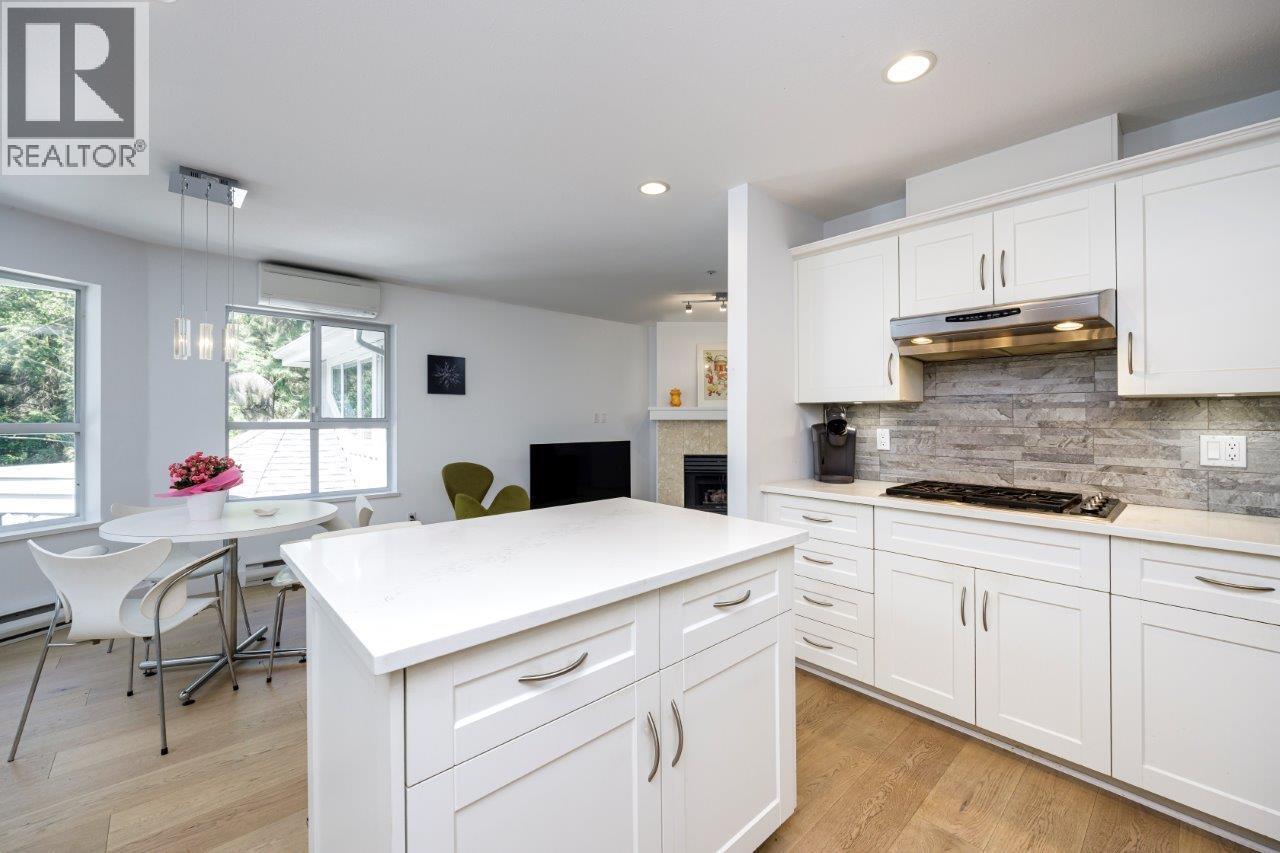 Photo 1 of 401 1283 Parkgate Avenue, North Vancouver BC