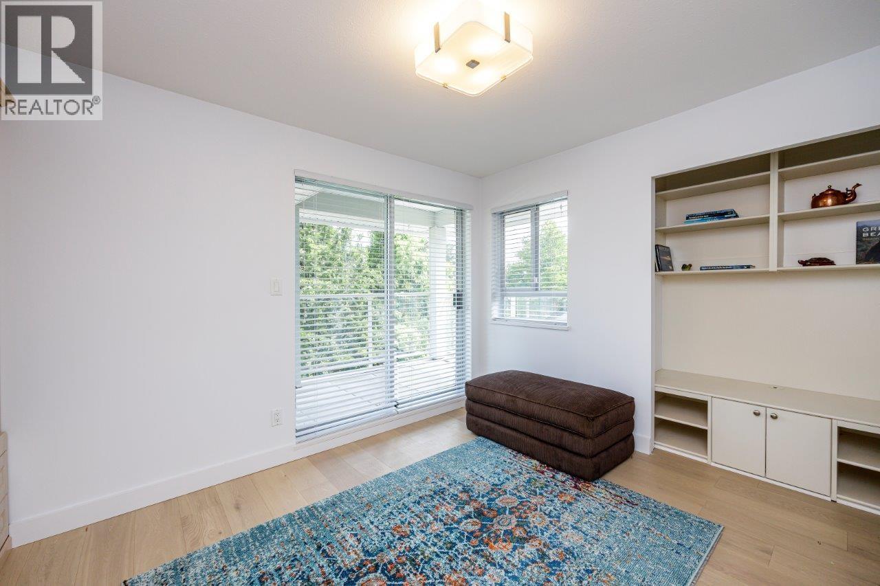 Photo 11 of 401 1283 Parkgate Avenue, North Vancouver BC