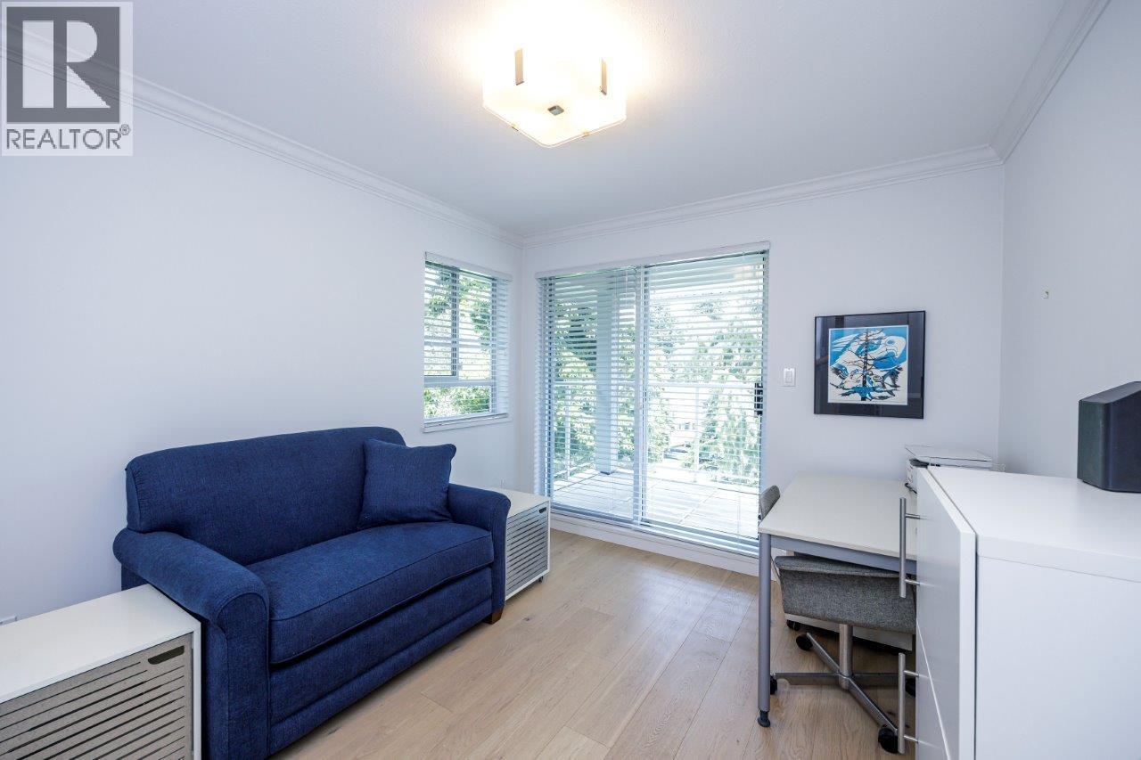Photo 6 of 401 1283 Parkgate Avenue, North Vancouver BC