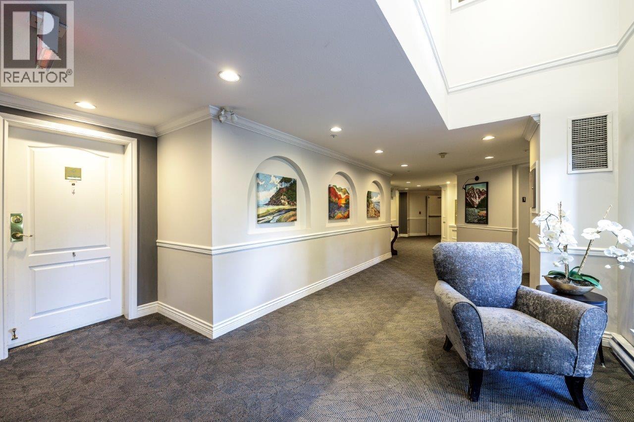 Photo 26 of 401 1283 Parkgate Avenue, North Vancouver BC
