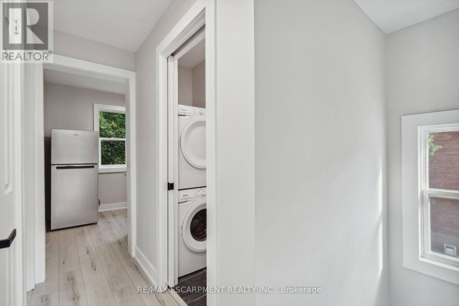 Photo 4 of 200 Waterloo Avenue, Guelph ON
