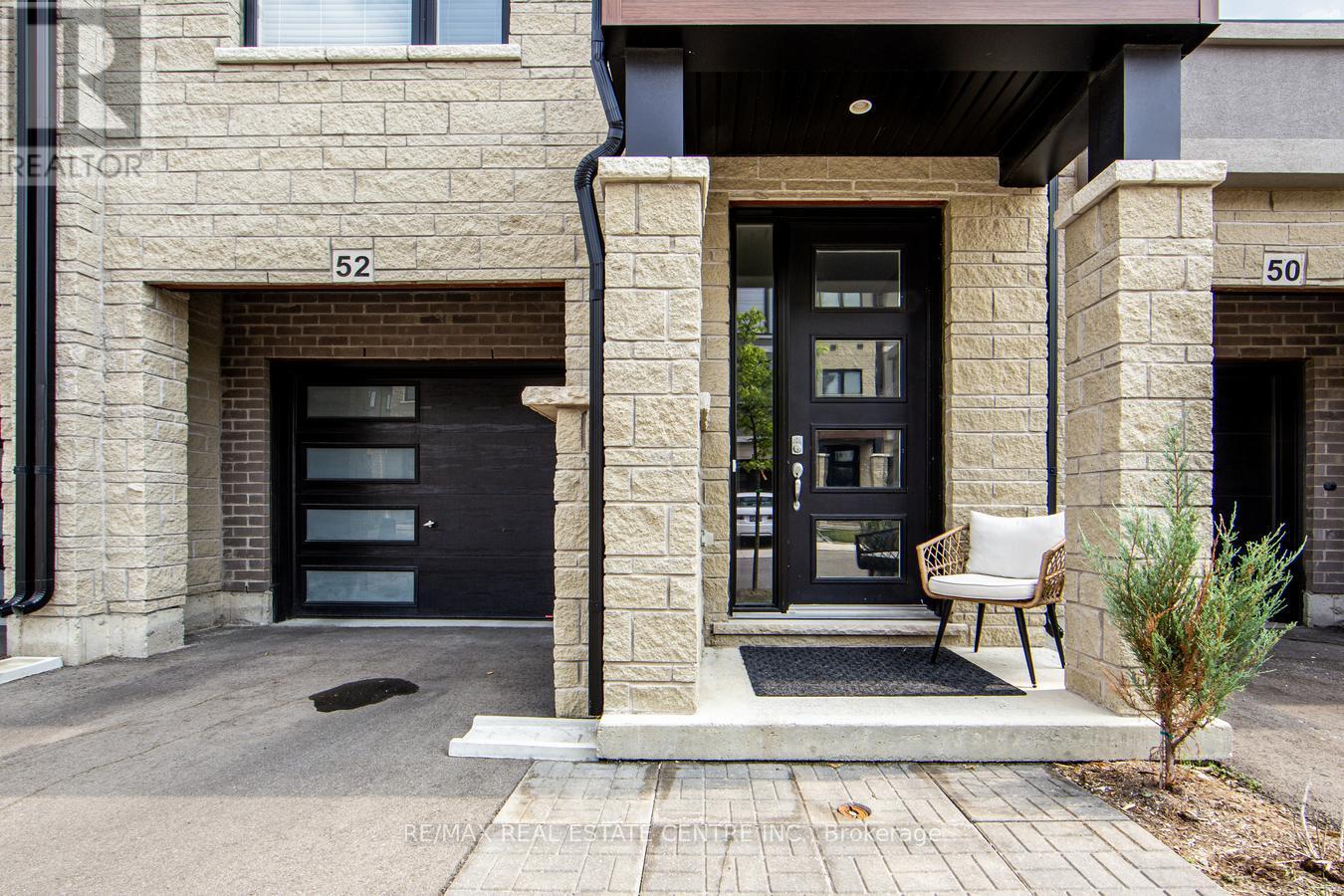 Single Family House for Sale in  SENTINEL LANE Hamilton (Mountview) 