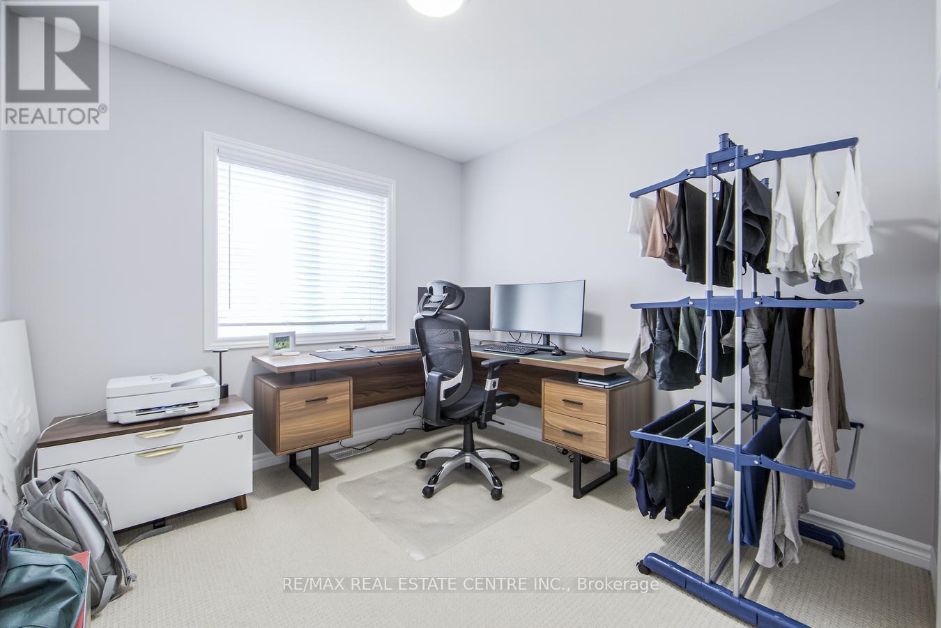 Single Family House for Sale in  SENTINEL LANE Hamilton (Mountview) 