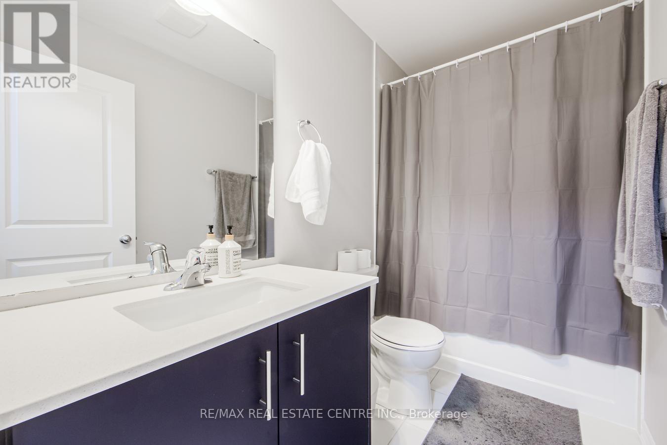 Single Family House for Sale in  SENTINEL LANE Hamilton (Mountview) 