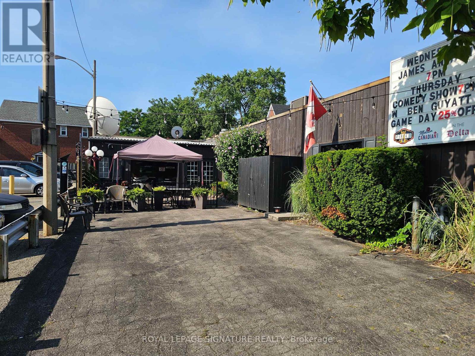 Photo 5 of 1342 Main Street E, Hamilton ON