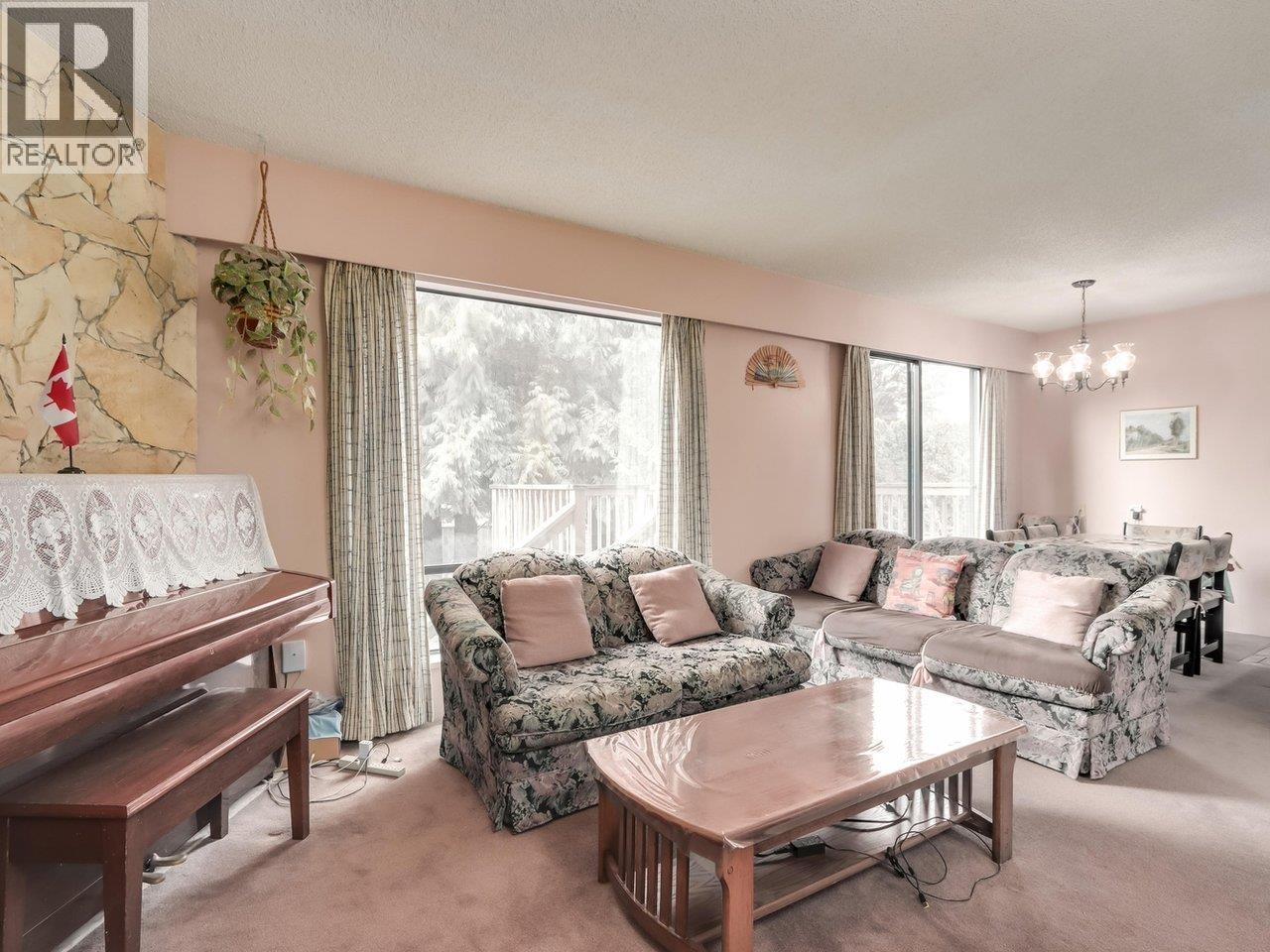 Photo 14 of 2027 Kirkstone Road, North Vancouver BC