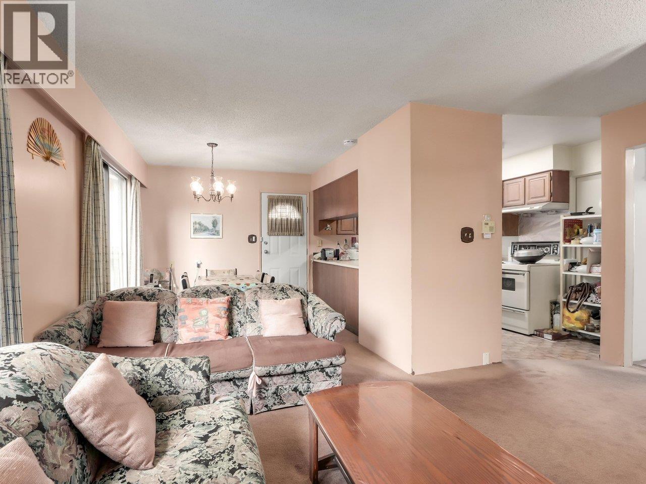 Photo 15 of 2027 Kirkstone Road, North Vancouver BC