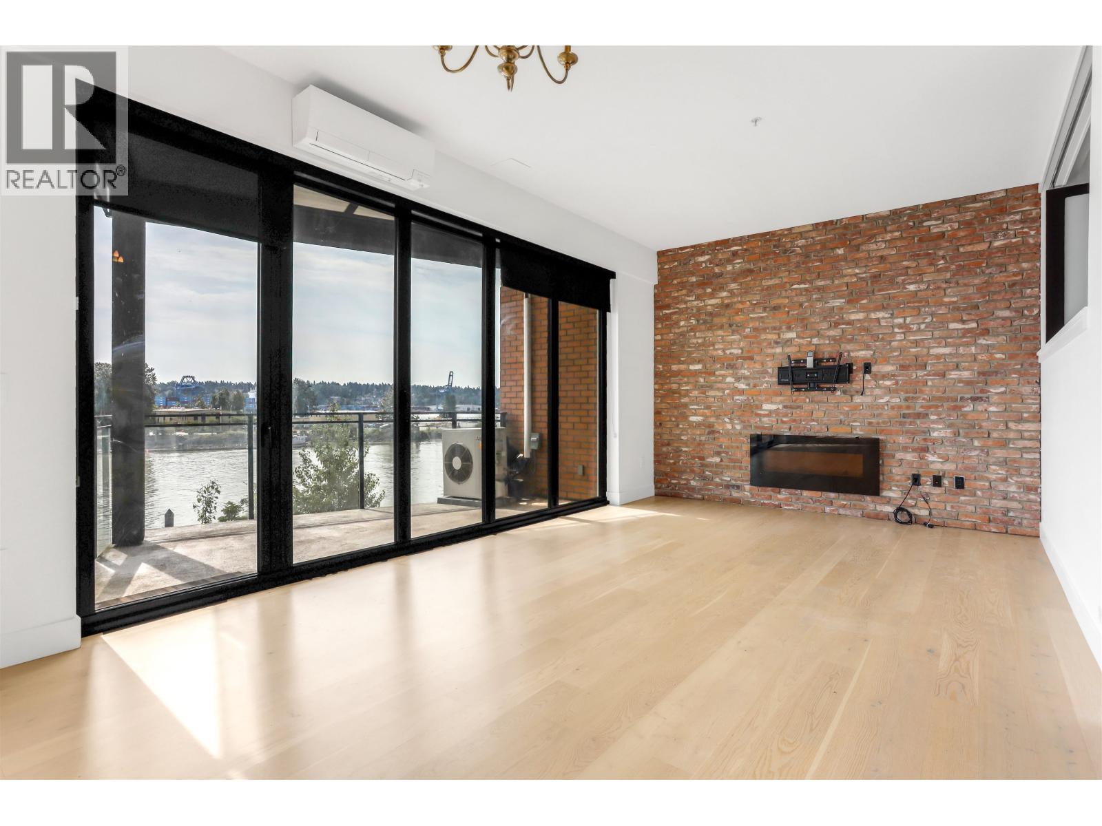 Photo 1 of 313 220 Salter Street, New Westminster BC