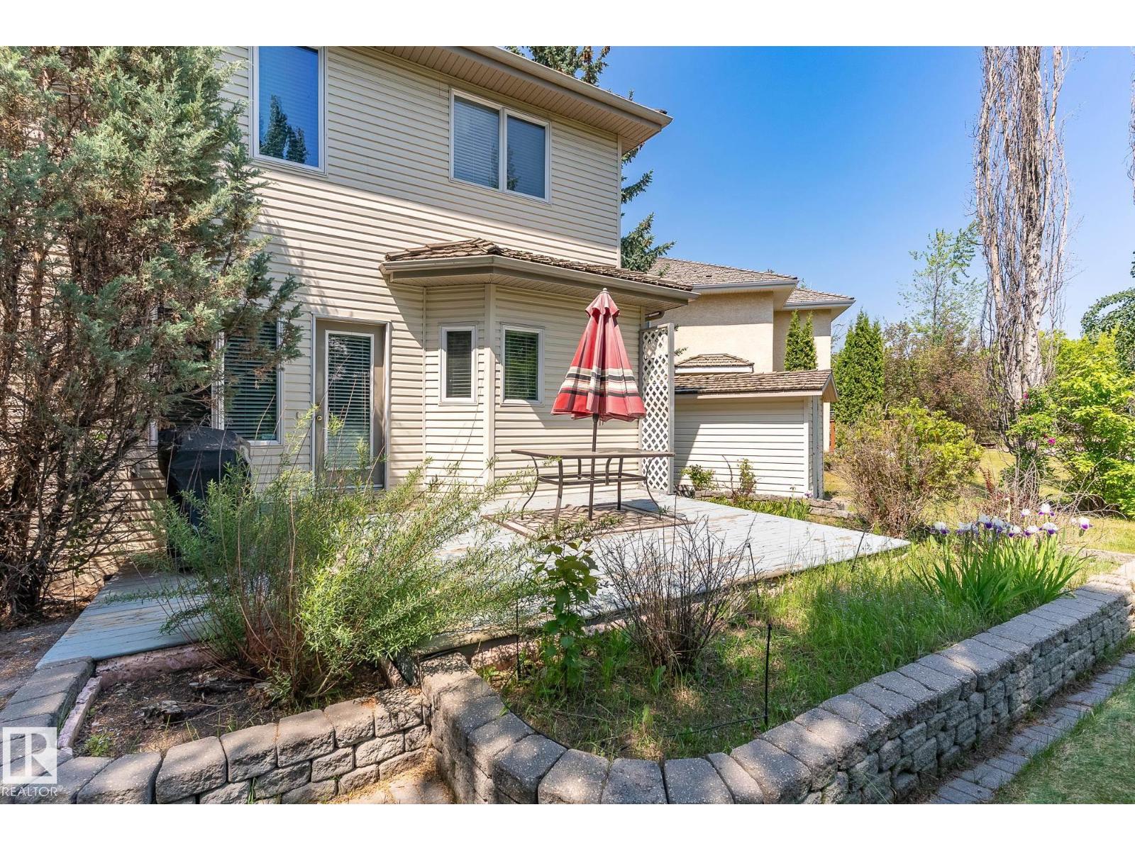 Photo 45 of 2007 Haddow Dr Nw, Edmonton AB