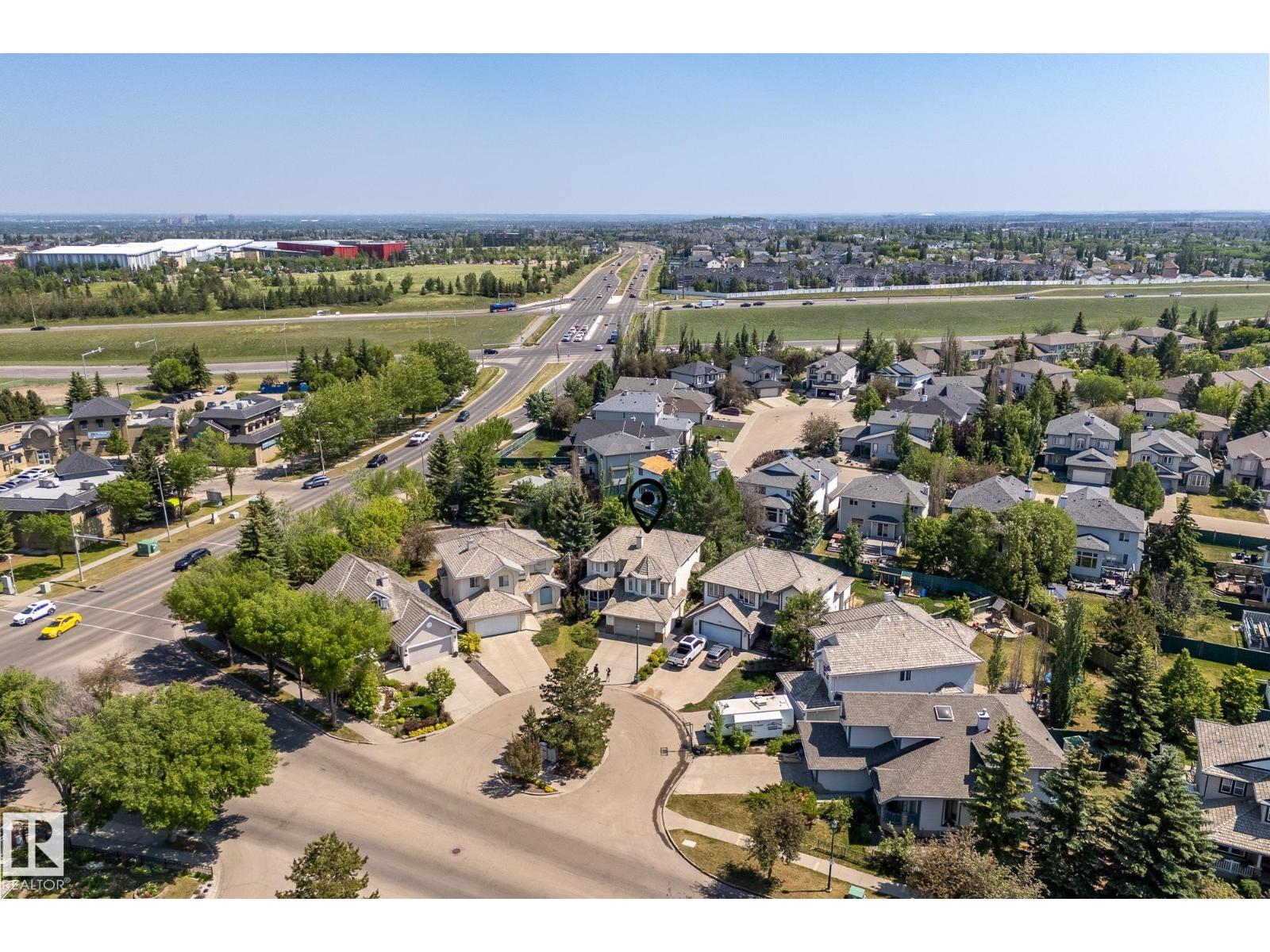 Photo 51 of 2007 Haddow Dr Nw, Edmonton AB