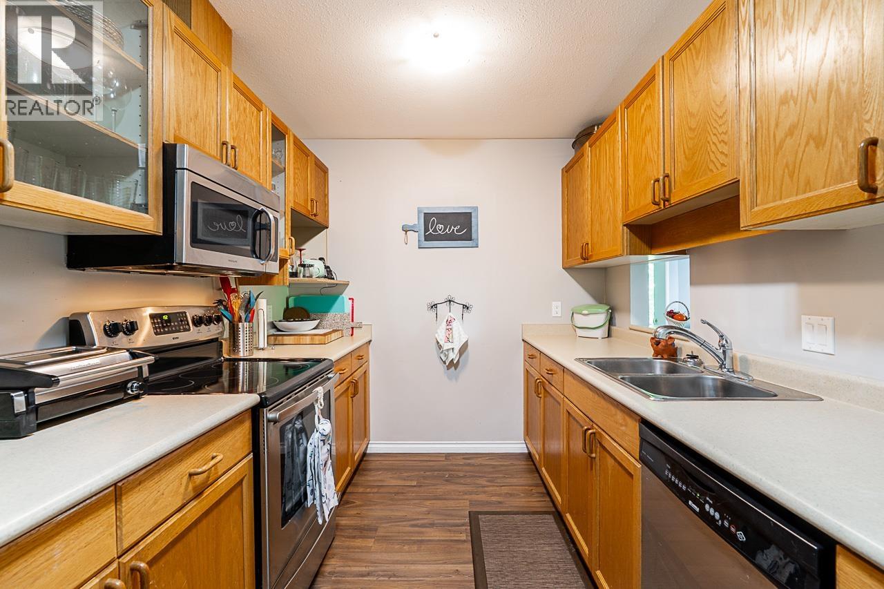 Photo 7 of 308 2733 Atlin Place, Coquitlam BC