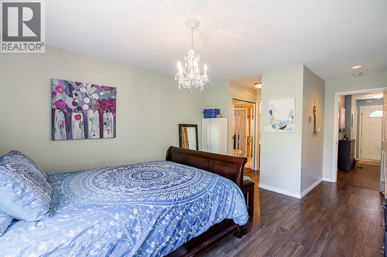 Photo 10 of 308 2733 Atlin Place, Coquitlam BC