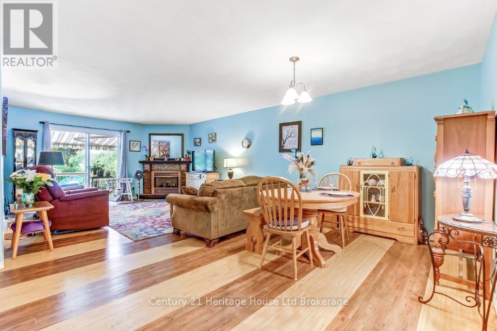 Photo 10 of 23 928 Lorene Street, Woodstock ON