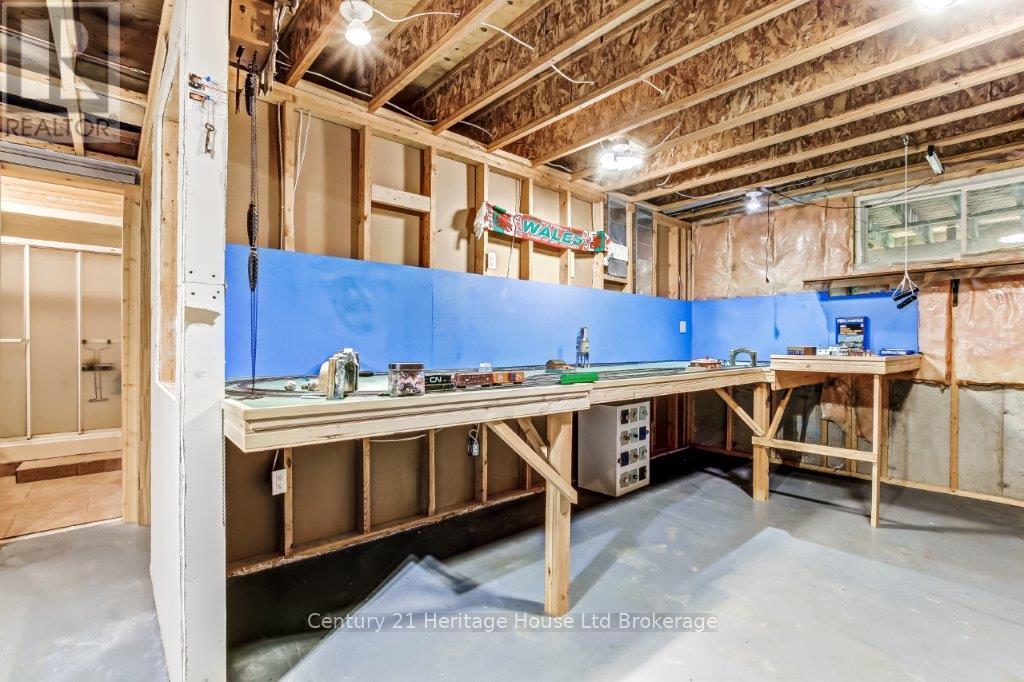 Photo 19 of 23 928 Lorene Street, Woodstock ON