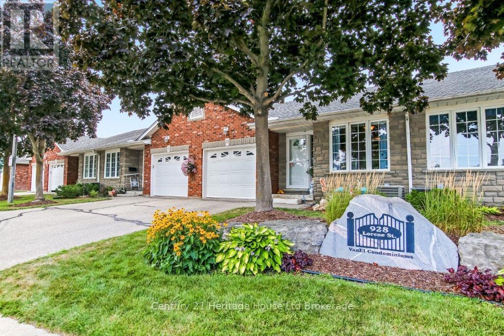 Photo 5 of 23 928 Lorene Street, Woodstock ON
