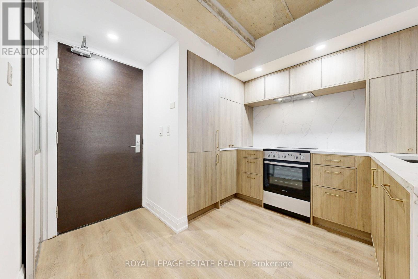 Photo 2 of 110 55 Stewart Street, Toronto ON