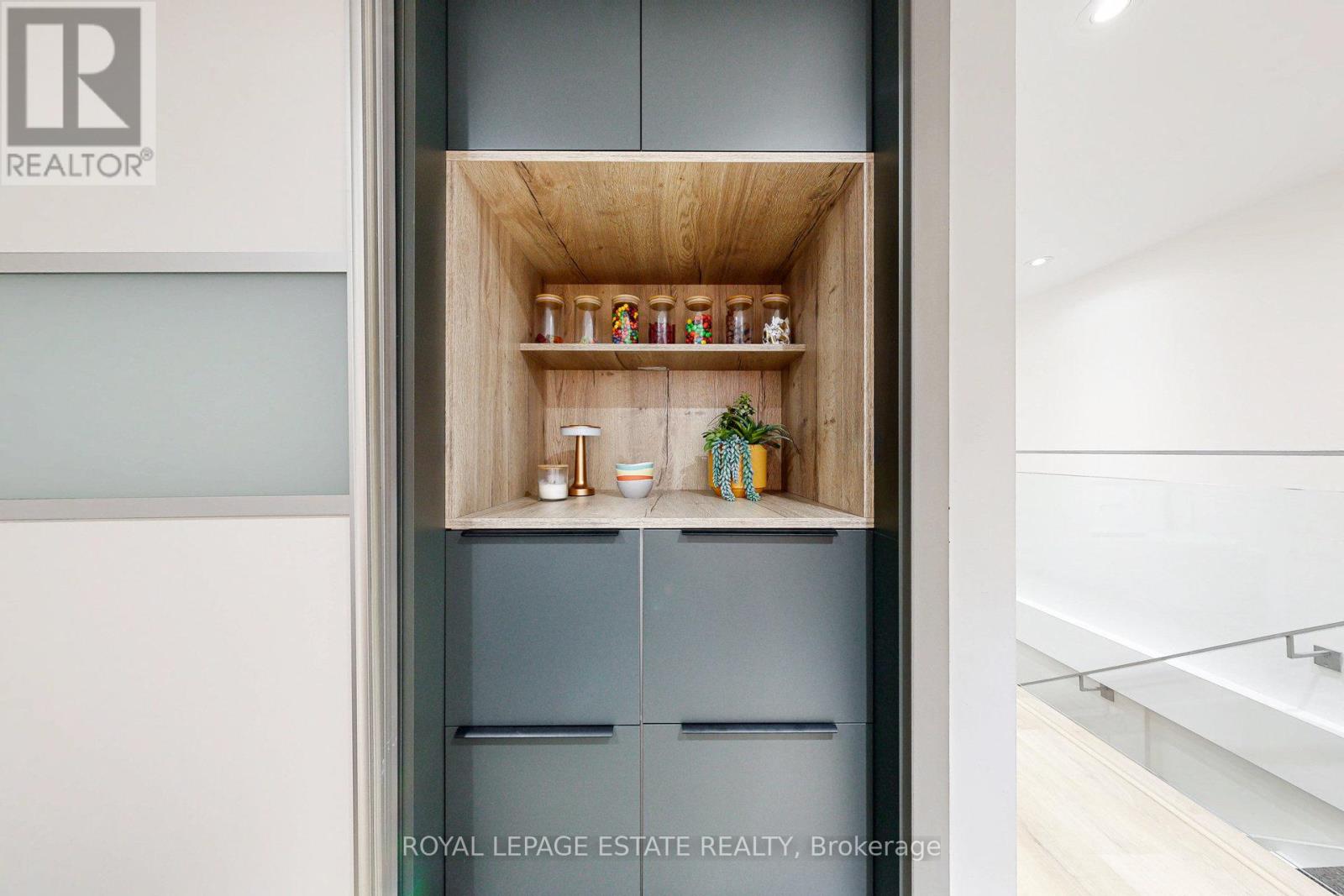 Photo 14 of 110 55 Stewart Street, Toronto ON