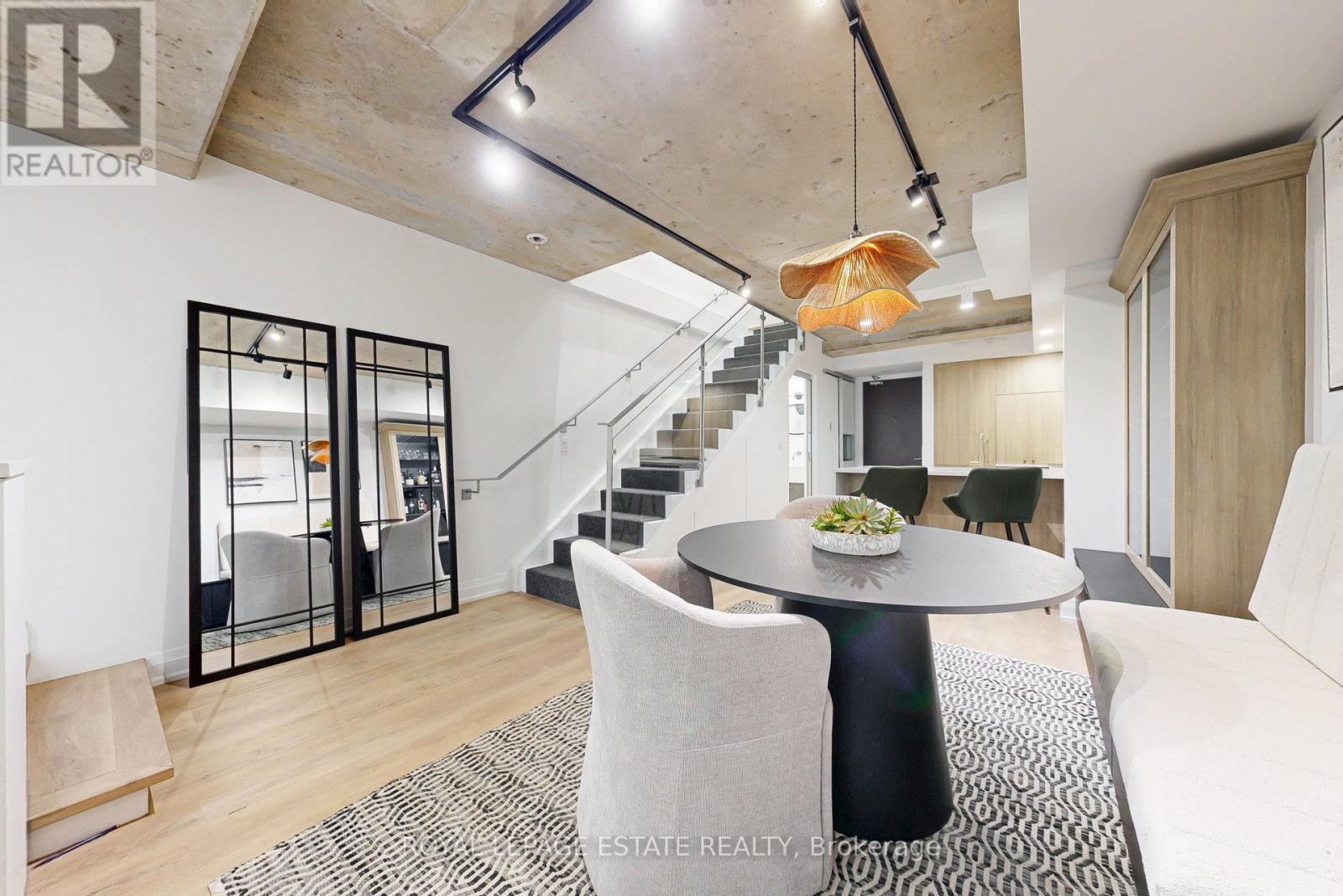 Photo 6 of 110 55 Stewart Street, Toronto ON